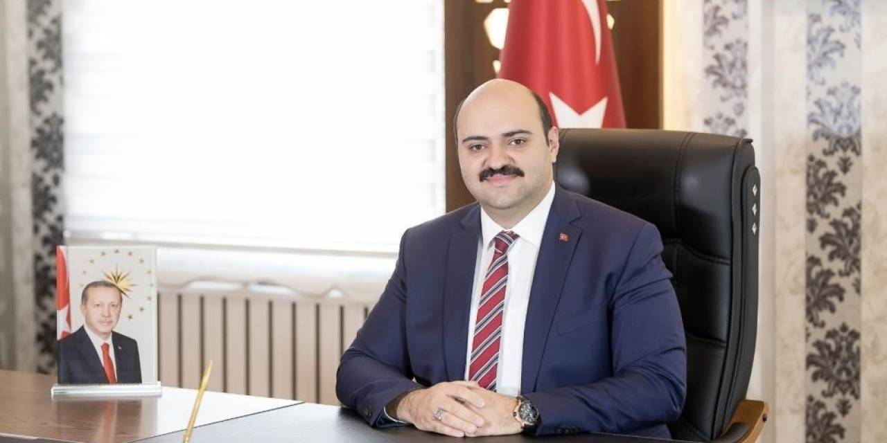 Aziziye Belediyesi İşçilerine Çifte Bayram