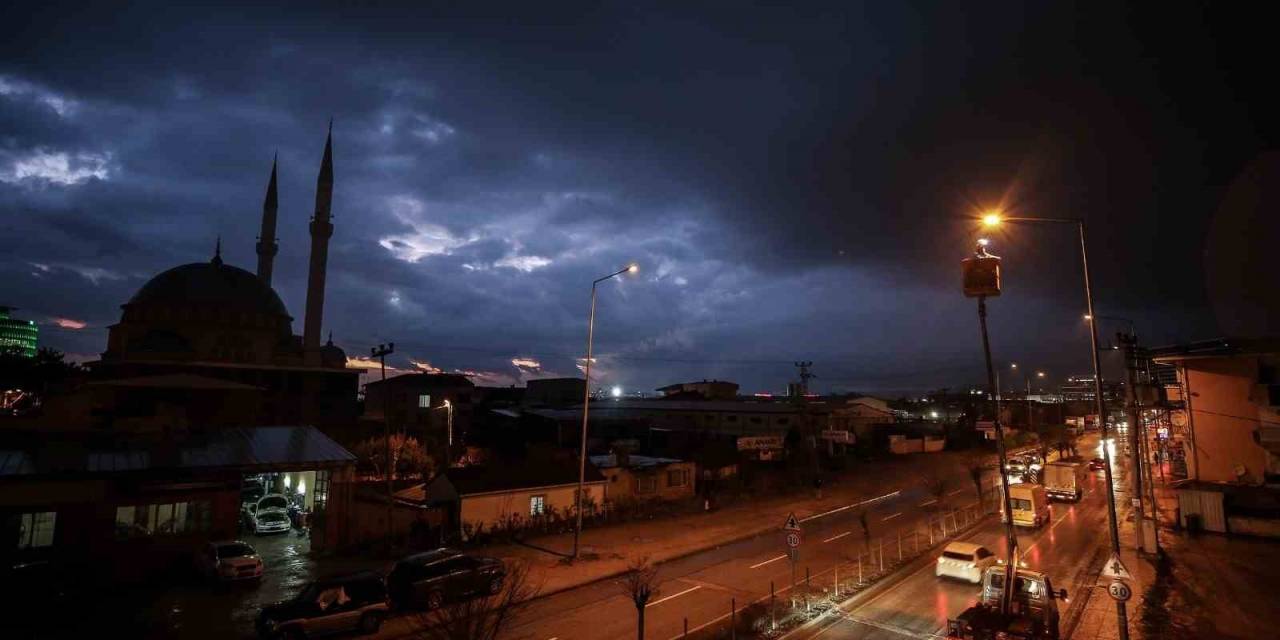 Uedaş’tan Bayramda Kesintisiz Enerji Hizmeti