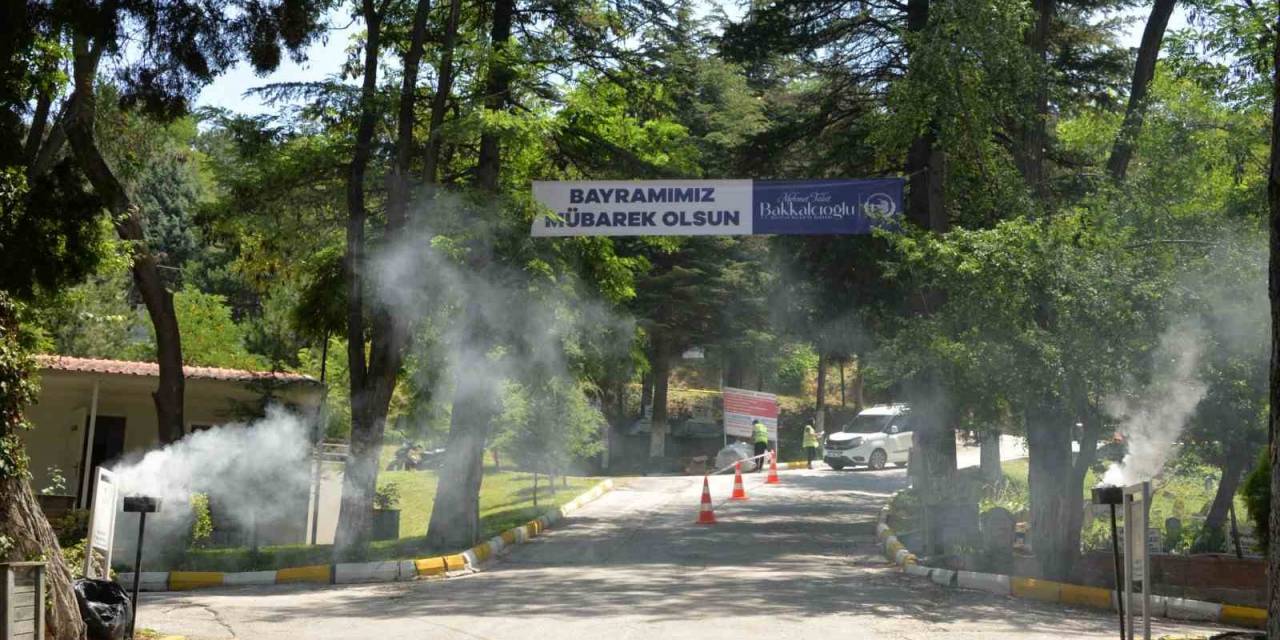 İlçe Mezarlığına Ücretsiz Otobüs Seferleri