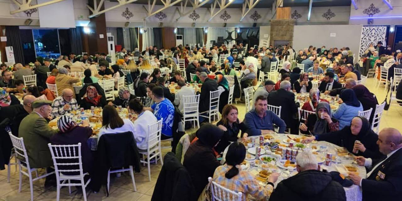 Şehit Aileleri Ve Gaziler İftar Sofrasında Buluştu