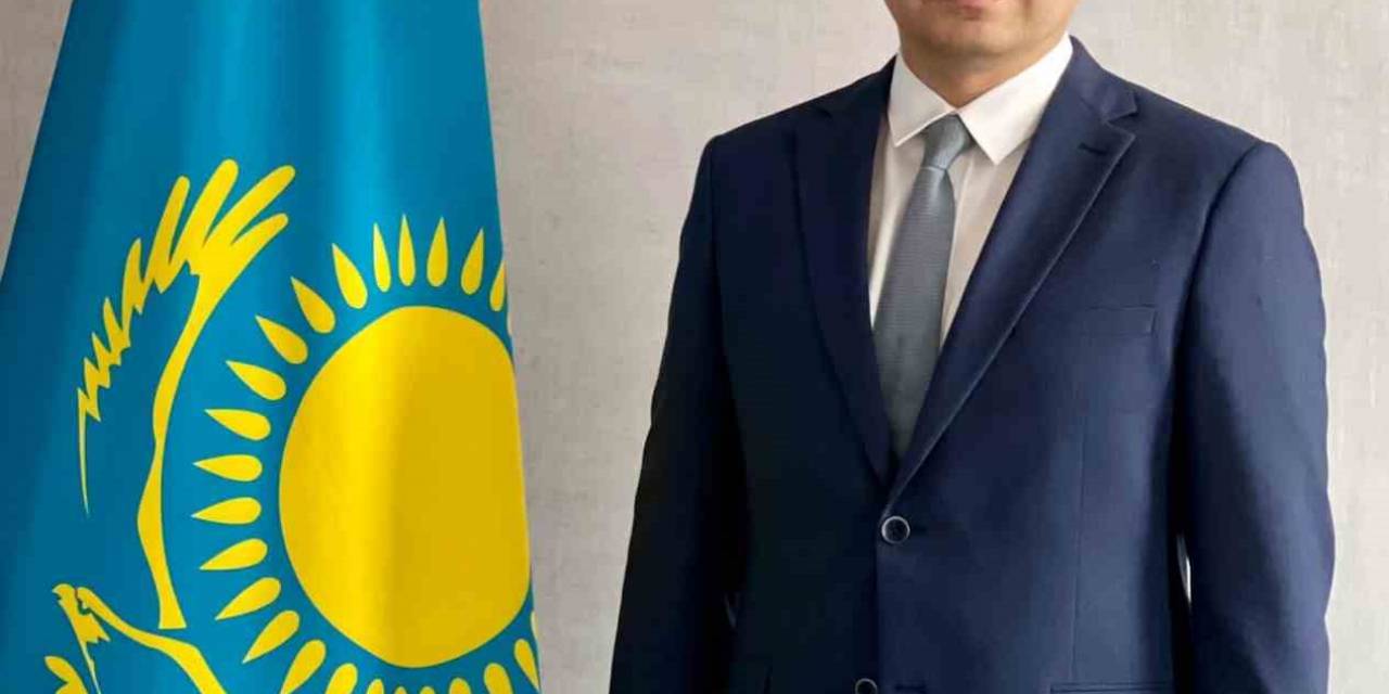 Bakü’ye Türkiye’den Kazak Elçi