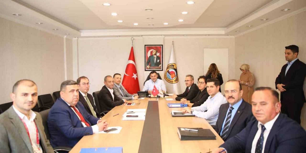 Başkan Yücel’den 5. Alanya Uluslarası Çocuk Festivali’ne Davet