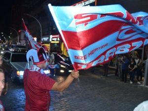 Trabzonspor’un Galibiyet Sevinci Sokaklara Taştı