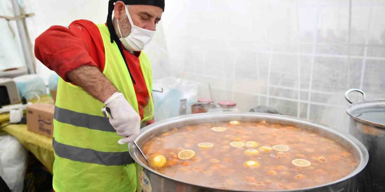 Altındağ Belediyesi Depremzedeleri Ramazan Ayında Da Yalnız Bırakmadı