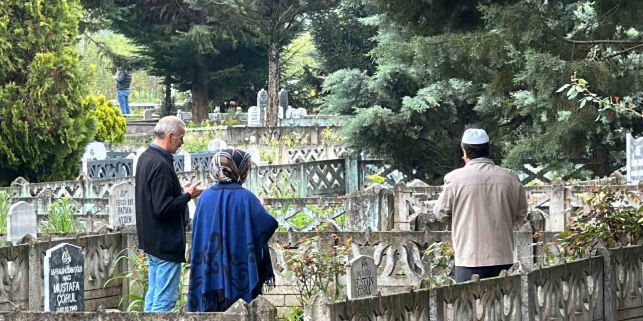 Mezarlıkta Hatim Yayını