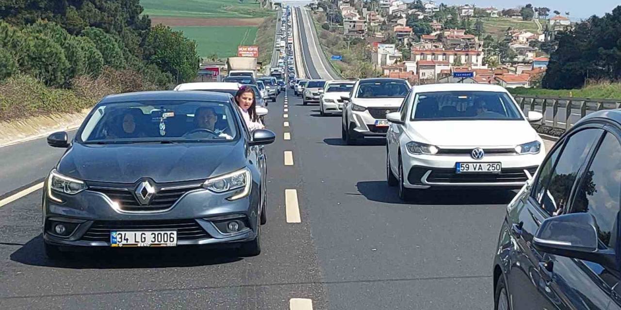 Akın Akın Geliyorlar: Trakya Yollarında Tatil Yoğunluğu