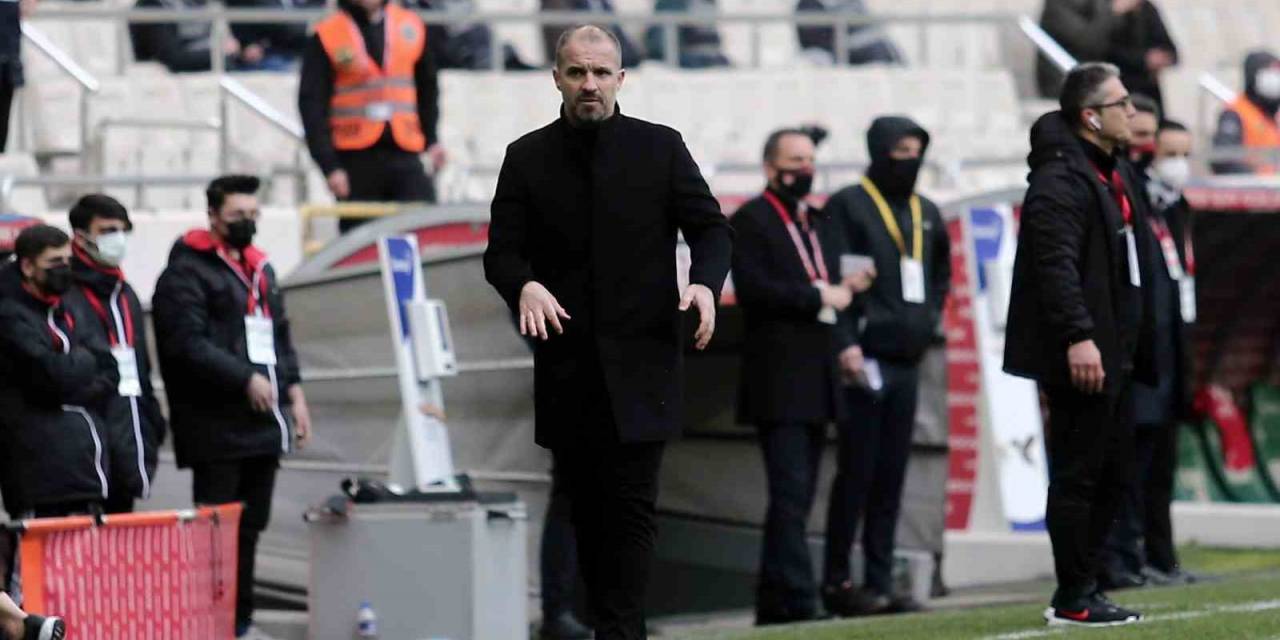 Ümraniyespor, Mustafa Er İle Prensipte Anlaştı