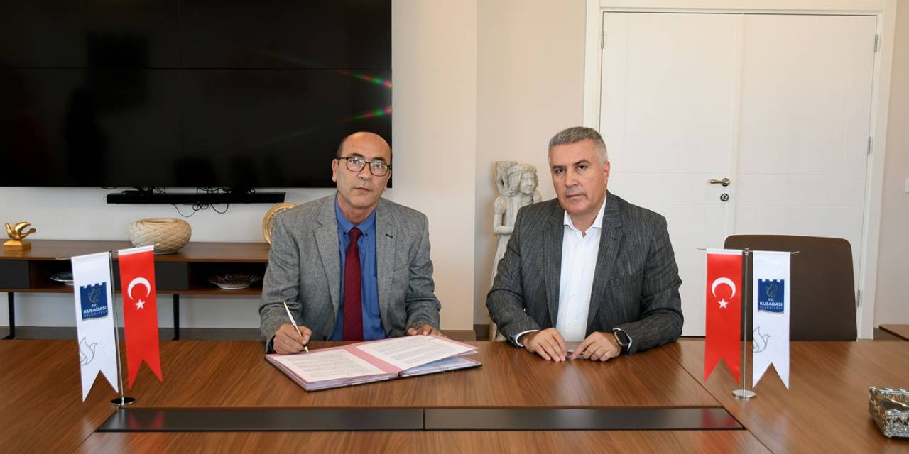 Kadıkalesi Kazısına Kuşadası Belediyesi’nin Desteği Sürecek