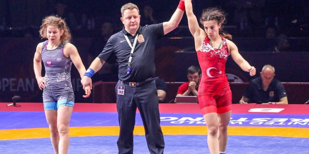 Evin Demirhan Yavuz’dan Bronz Madalya