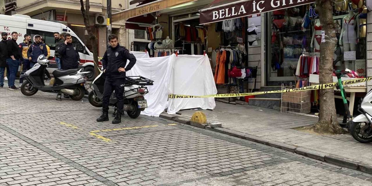 Fatih’te Otelde 4. Kattan Düşen Adam Öldü