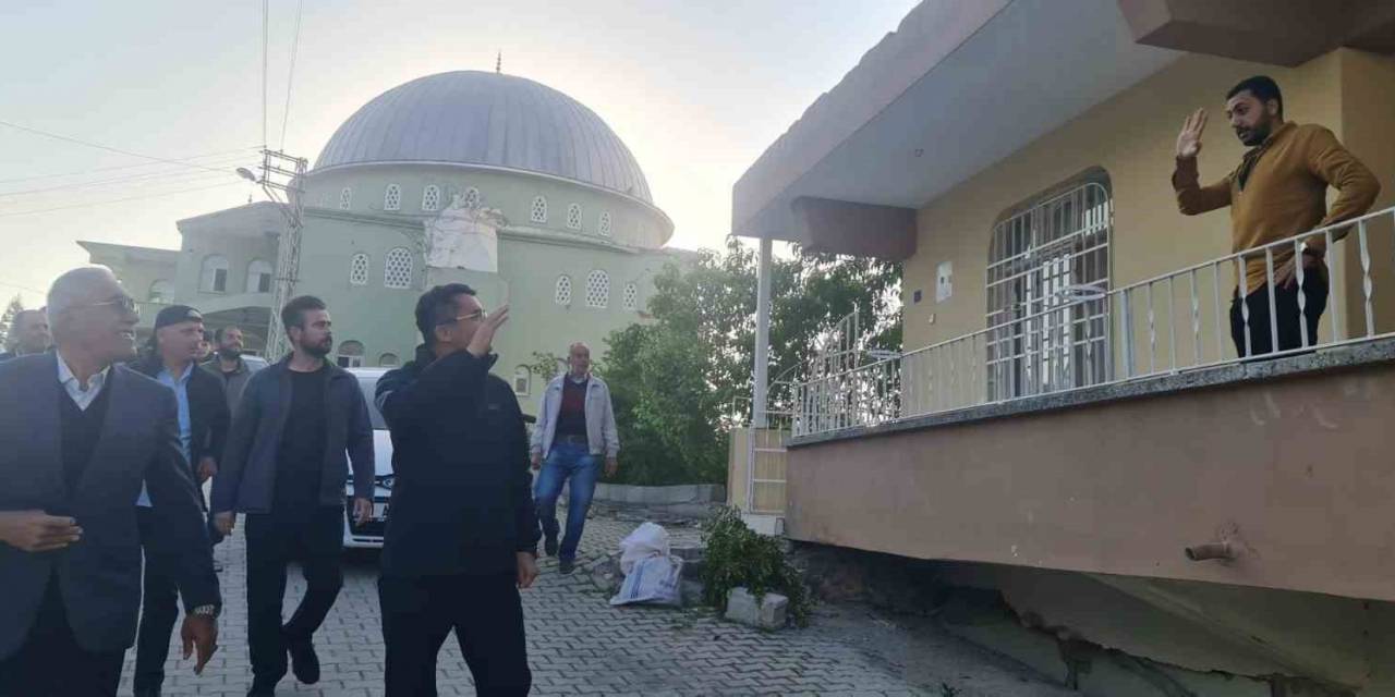 Vali Memiş, Hatay’da Vatandaşların Bayramını Kutladı, Depremde Hayatını Kaybedenler İçin Dua Etti