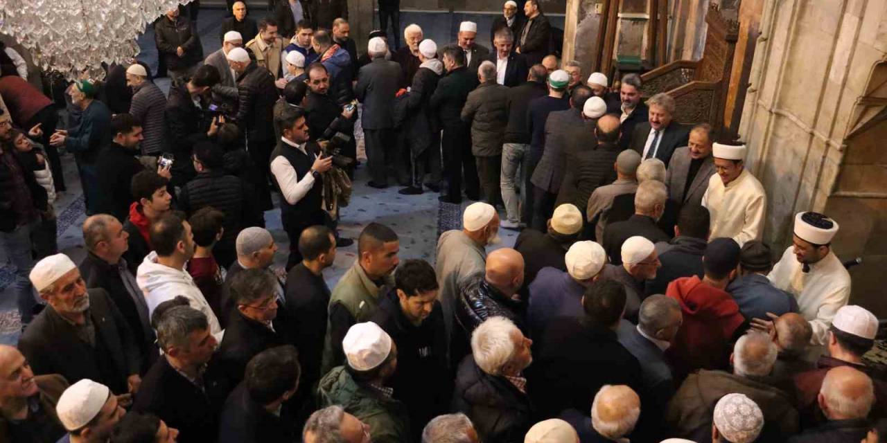 Özhaseki: “yaklaşan Seçimlerimizin Okunan Ezanlara Ve Gönderde Her Zaman Hür Bir Şekilde Dalgalanan Bayrağımıza Da Hayırlı Olmasını Diliyorum”