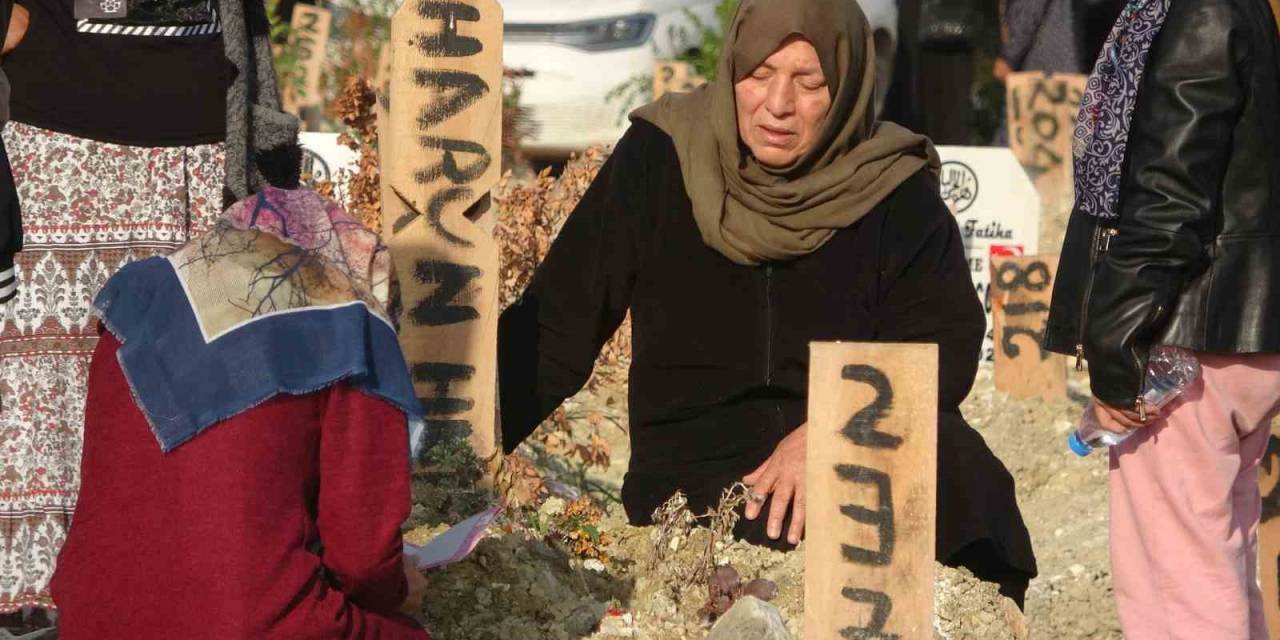Hatay’da Gözyaşlarıyla Dolu Bayram