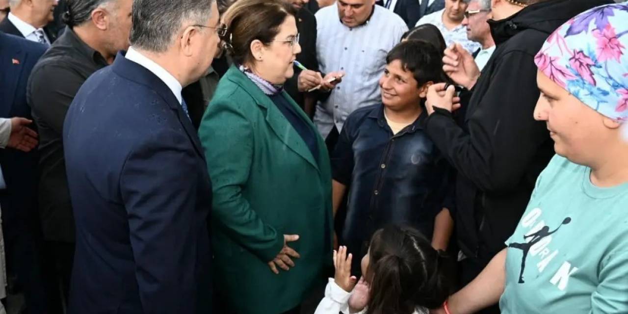 Bakanı Yanık: "bayramlaşmayı Önümüzdeki Yıl Vatandaşlarımızın Kalıcı Konutlarında Yapacağız"