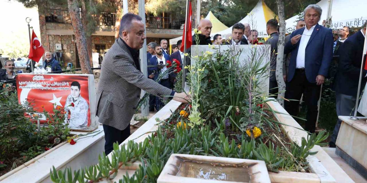 Başkan Böcek Ramazan Bayramı’nı Gaziantep Nurdağı’nda Karşıladı