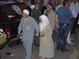 Tosya’da İlk Hac Kafilesi Dualarla Uğurlandı