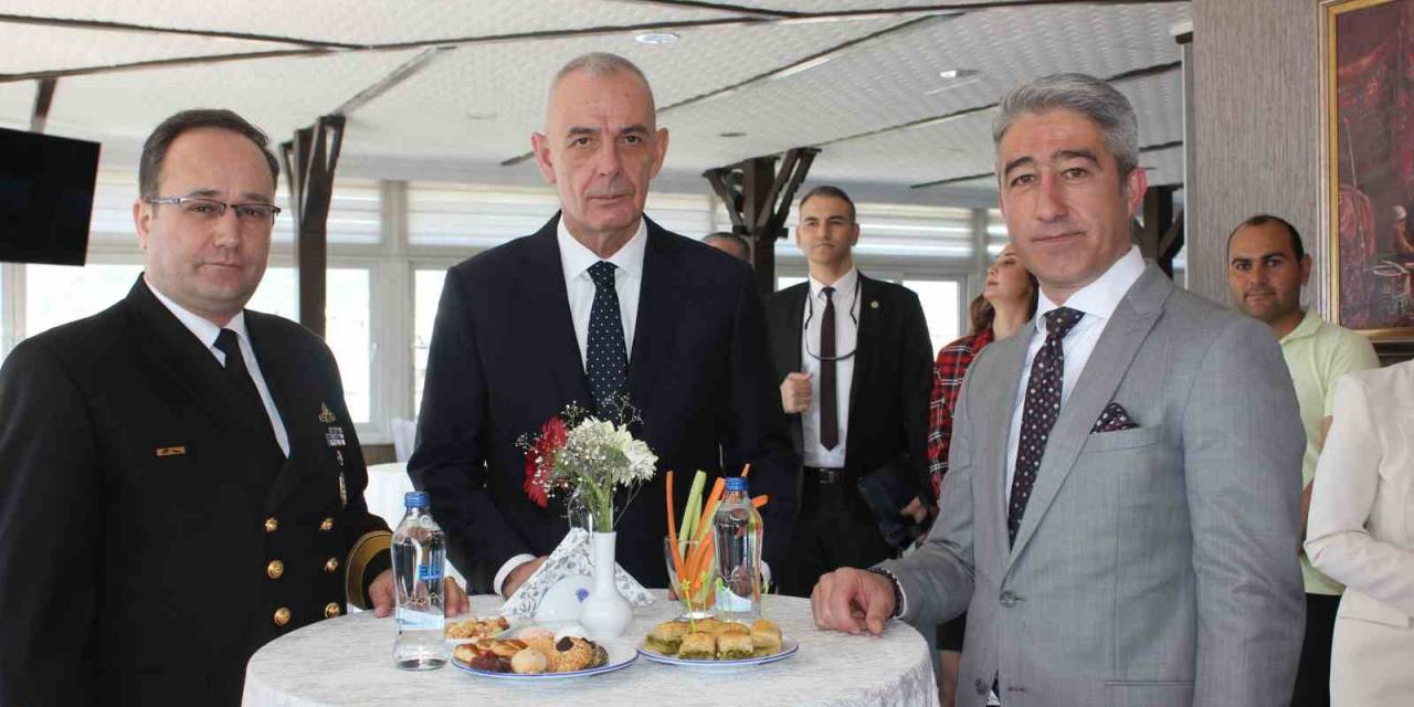 Marmaris Protokolü Polis Evi’nde Bayramlaştı