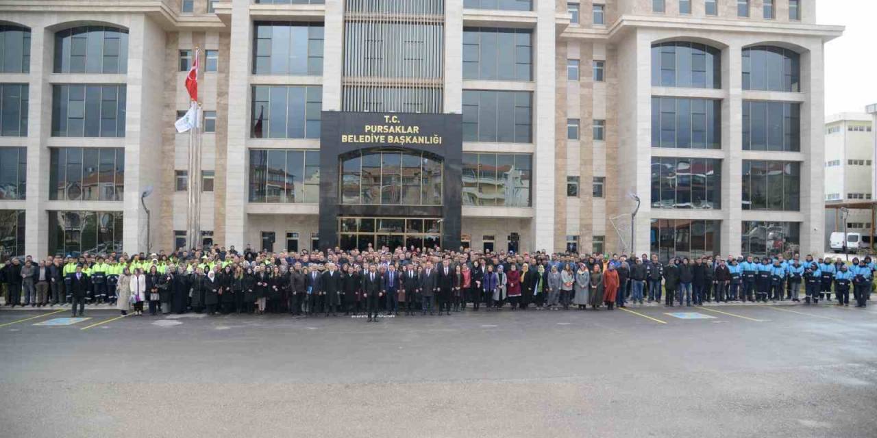 Pursaklar Belediyesi, Personeline Çifte Bayram Yaşattı
