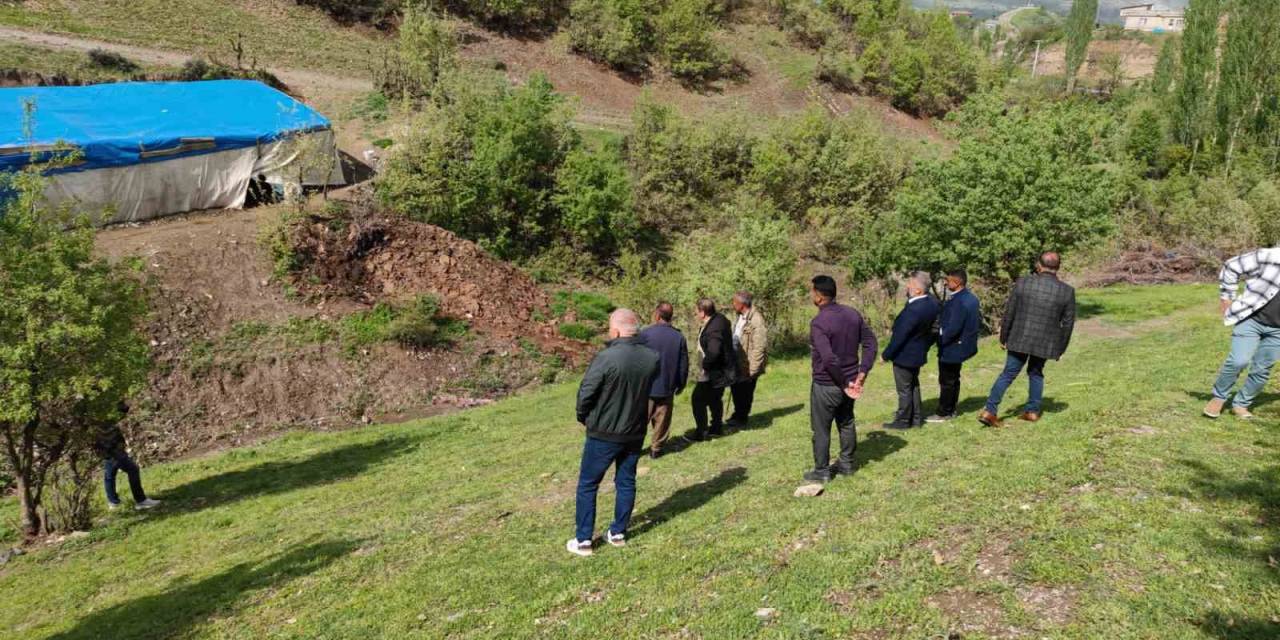 Keçilerini Kurtların Telef Ettiği Besiciye Belediye Başkanından Destek