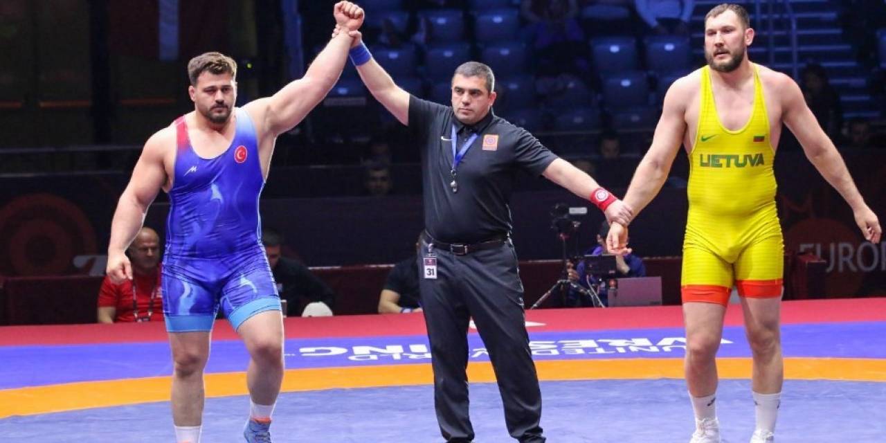 Rıza Kayaalp Finalde