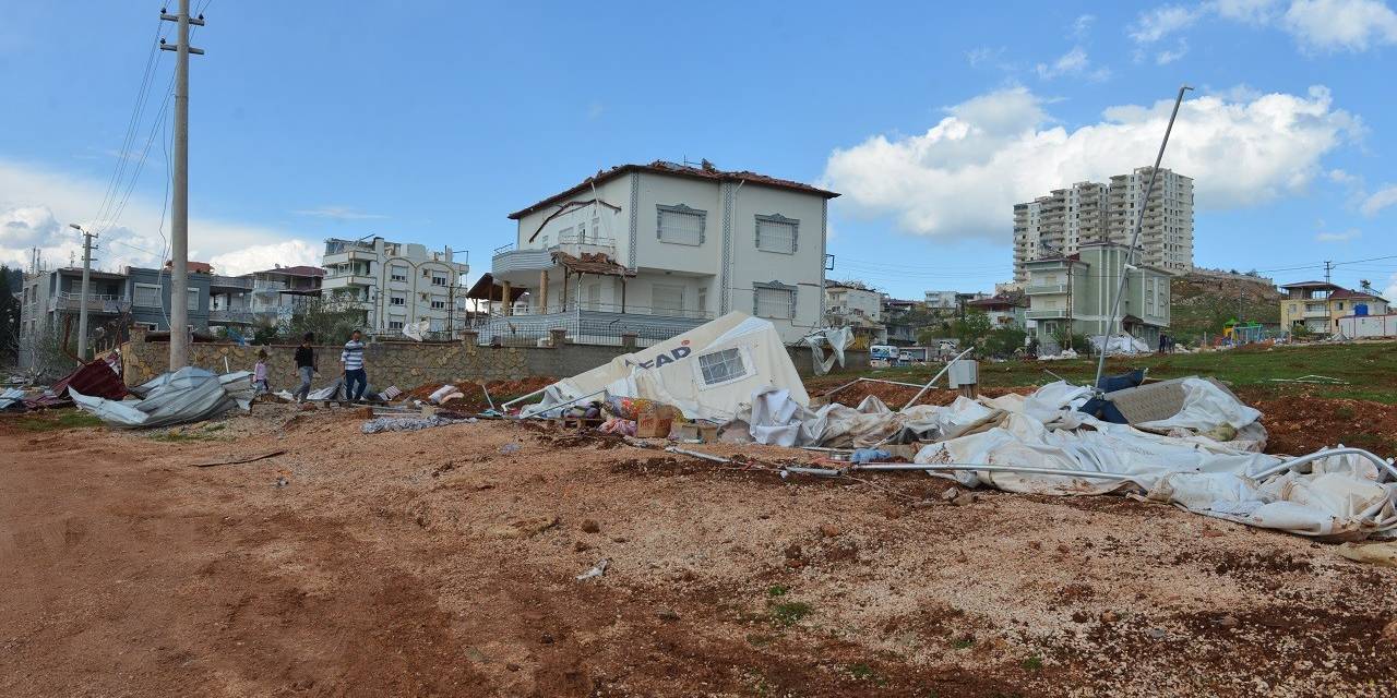 Önce Depremin Sonra Fırtınanın Vurduğu İlçede Vatandaşlar O Anları Anlattı