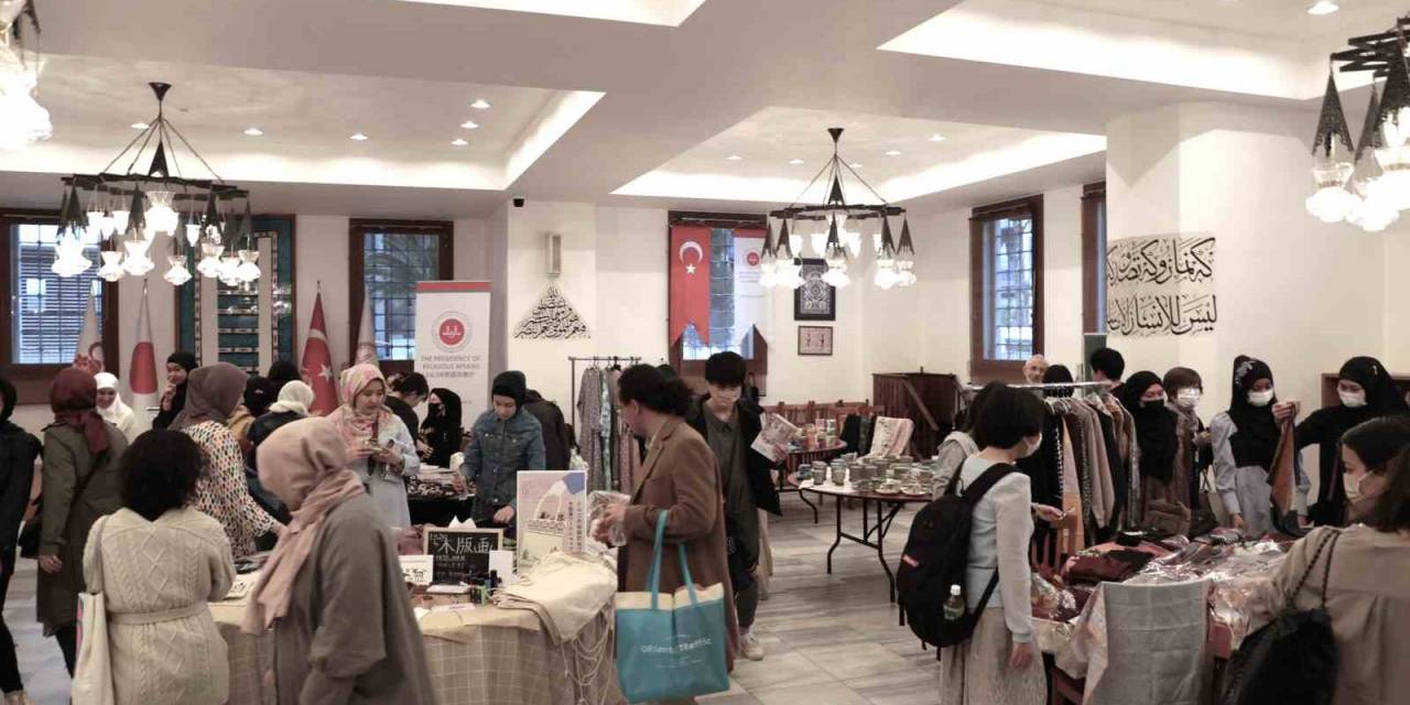 Tokyo Cami’den Depremzedelere Yardım Etkinliği