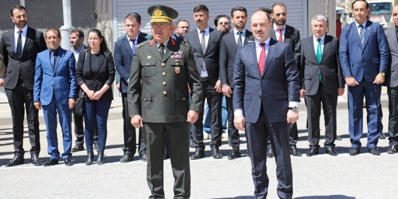 Başkale’nin Düşman İşgalinden Kurtuluşu Törenle Kutlandı