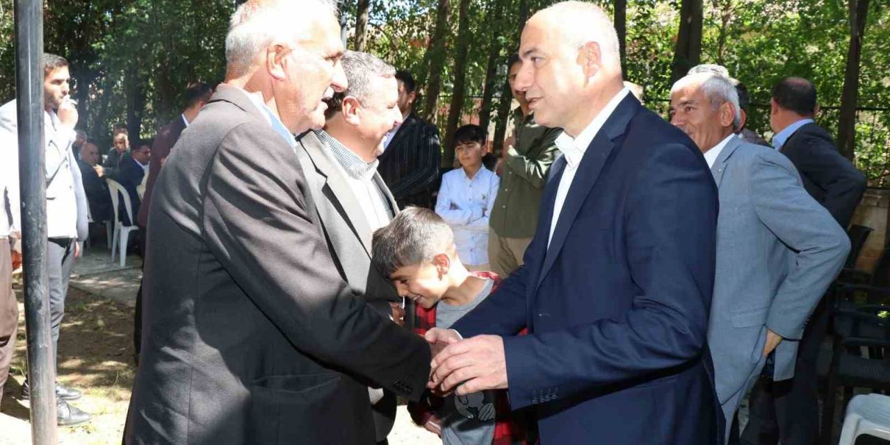 Bozova’da Bayramlaşma Sevinci