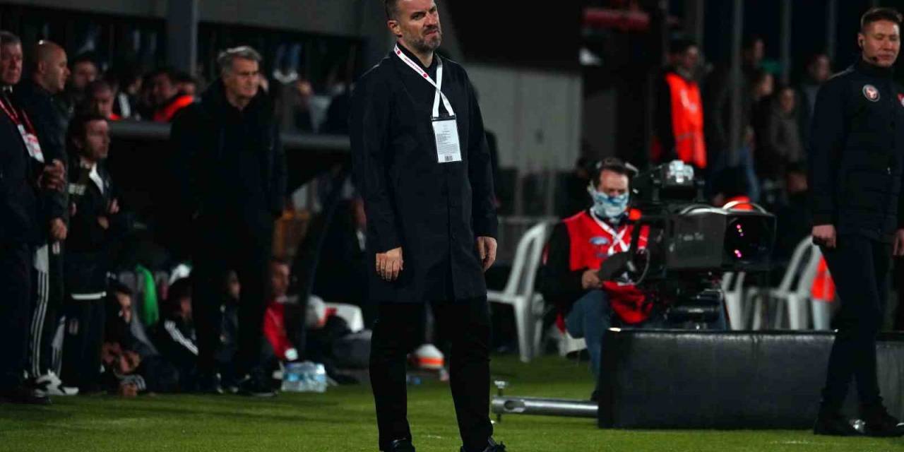 Spor Toto Süper Lig: Ümraniyespor: 0 - Beşiktaş: 2 (maç Sonucu)