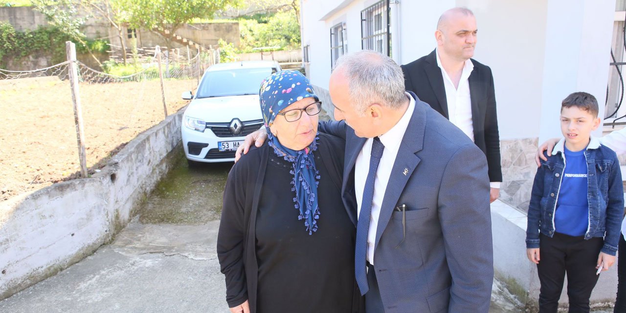 AK Parti Rize Milletvekili Adayları Mertoğlu ve Katmer’den Şehit Ailelerine Bayram Ziyareti