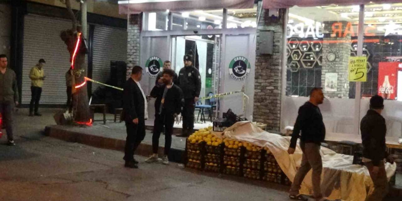 İzmir’de Kahvehaneye Silahlı Saldırı: 1 Ölü, 5 Yaralı
