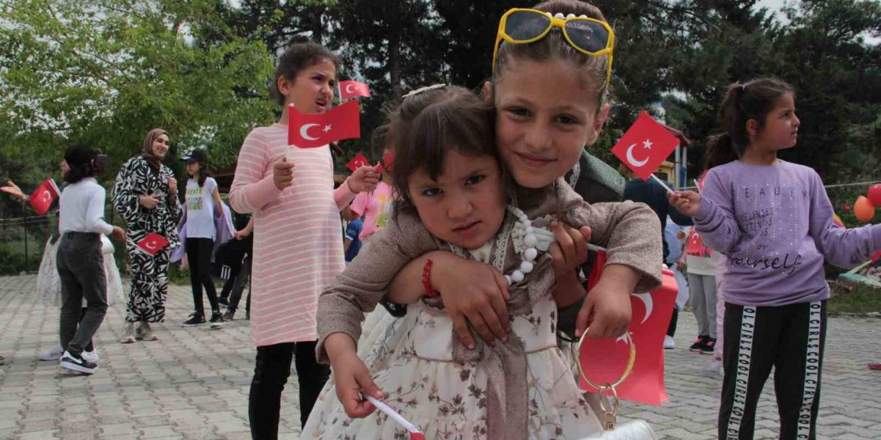 Hatay’da Çocuklar Uzun Zaman Sonra Böyle Eğlendi