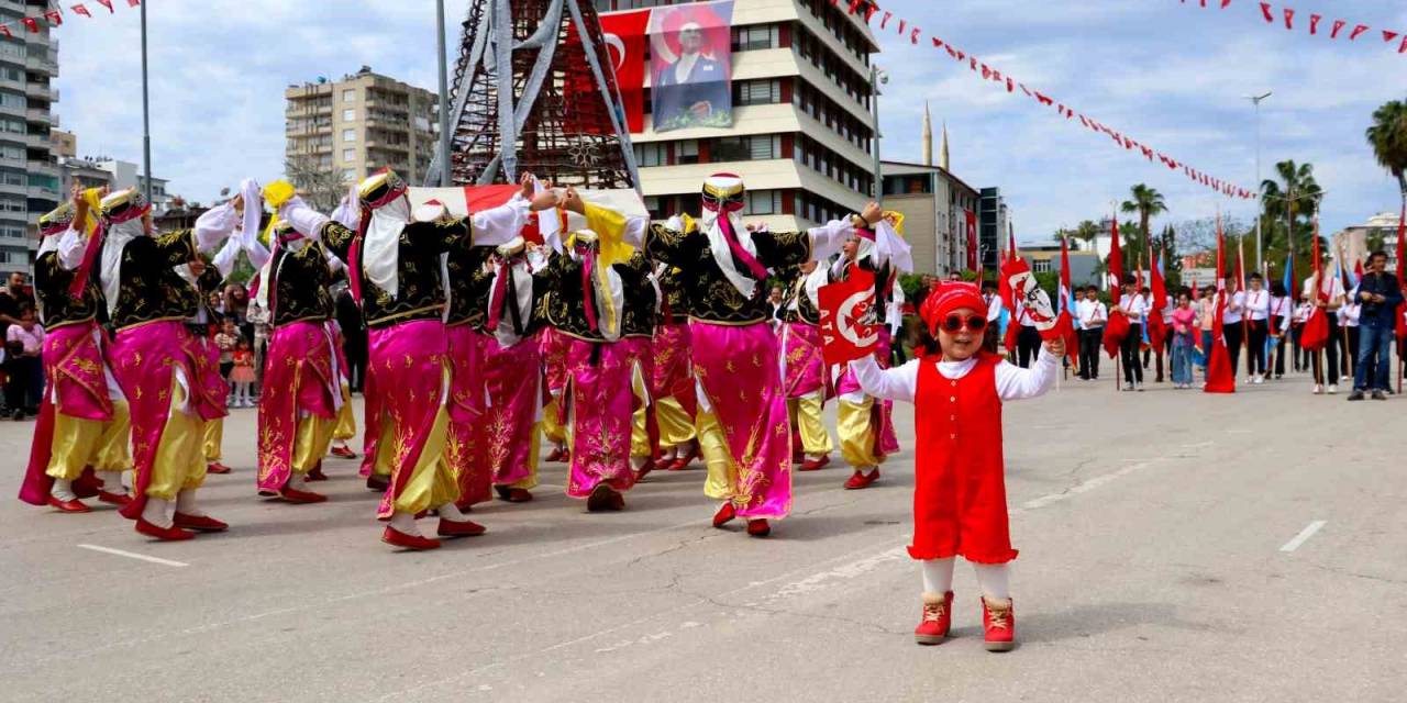 Adana’da 23 Nisan Ulusal Egemenlik Ve Çocuk Bayramı Kutlandı