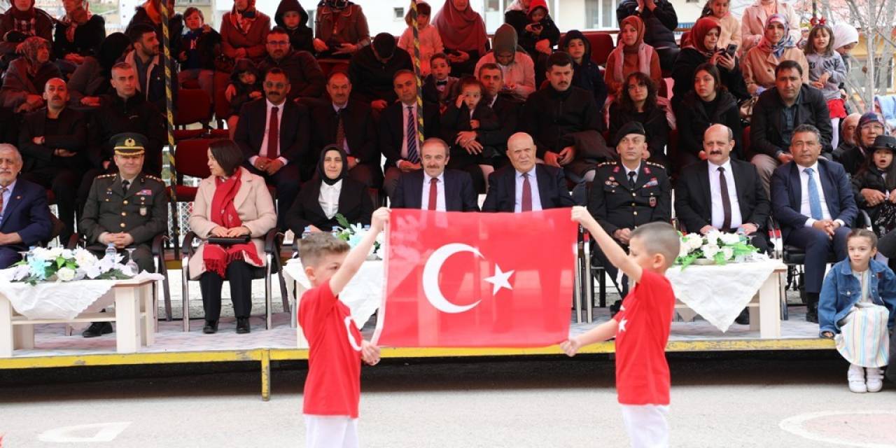 Bayburt’ta 23 Nisan Coşkuyla Kutlandı