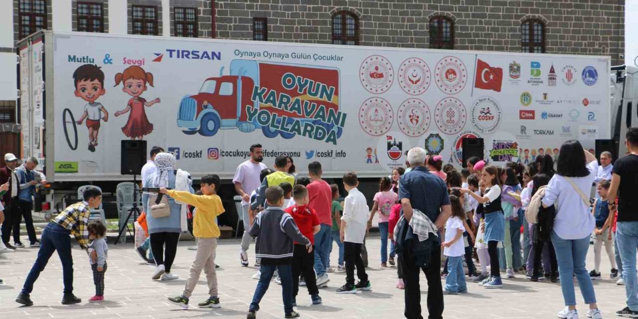 Çocuk Oyunları Ve Spor Kulüpleri Federasyonu, Çocuklara Çifte Bayram Yaşattı
