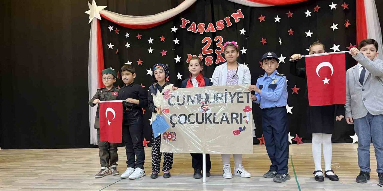 23 Nisan Ağrı’da Coşkuyla Kutlandı