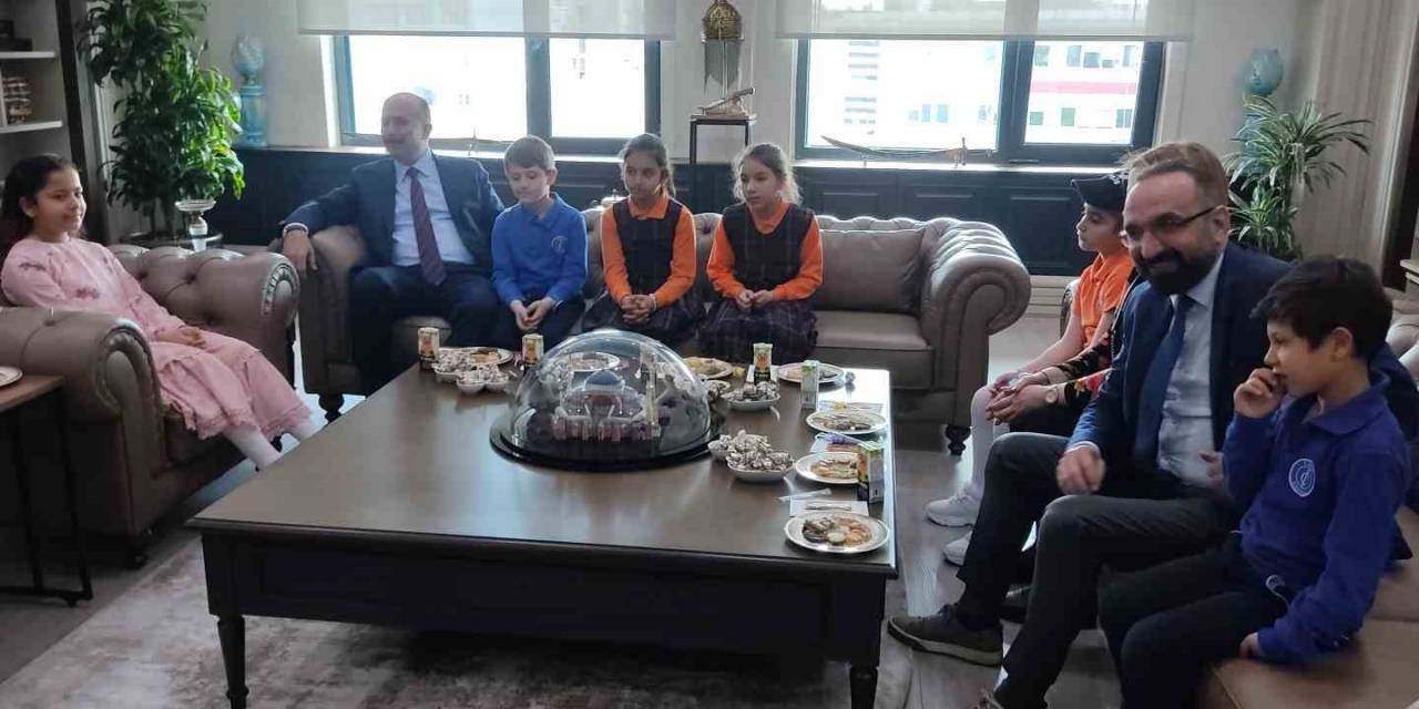 Emniyet Müdürü Aktaş, Koltuğunu Şehit Polis Mehmet Hüseyin Balta’nın Kızı,  Feyza Balta’ya Devretti