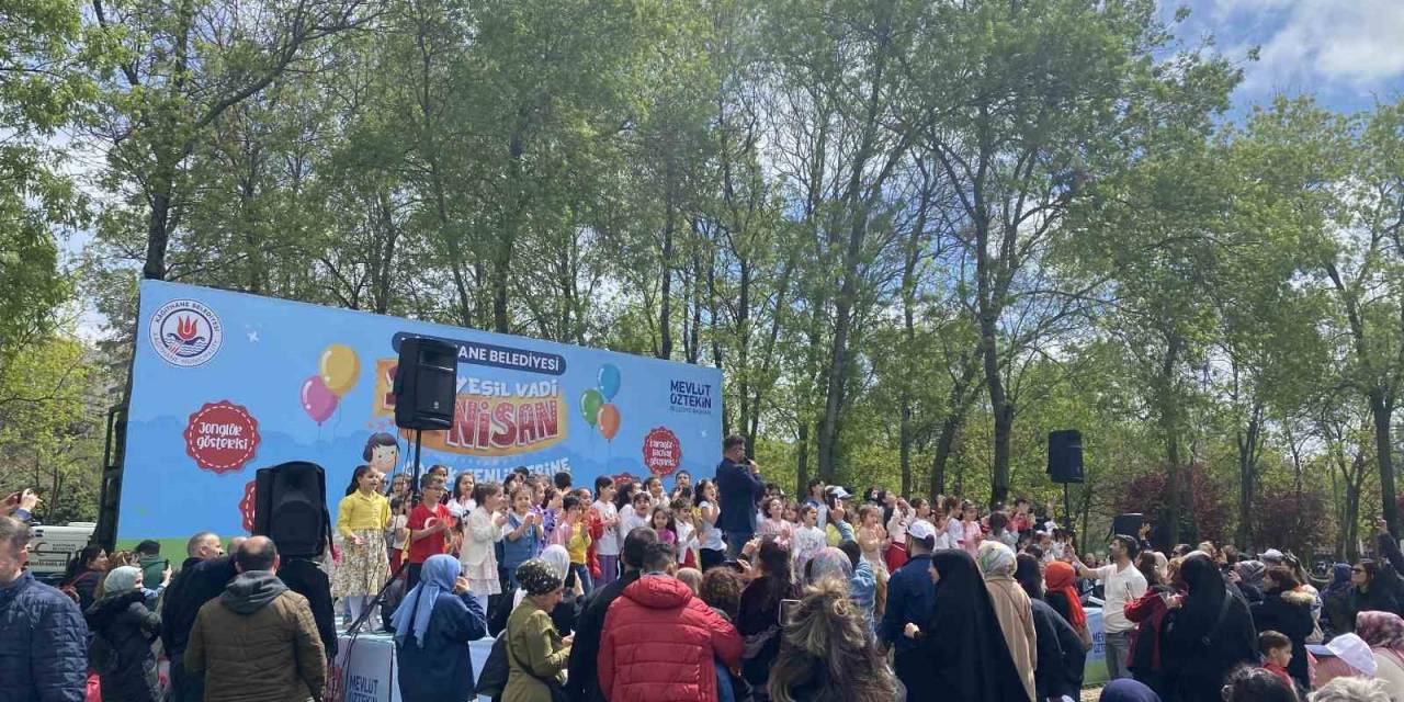 Kağıthane’de 23 Nisan Ulusal Egemenlik Ve Çocuk Bayramı Coşkuyla Kutlandı