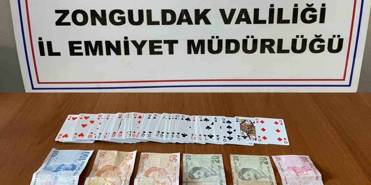 Kdz. Ereğli’de Kumar Baskını: 4 Kişiye 20 Bin 275  Lira Ceza
