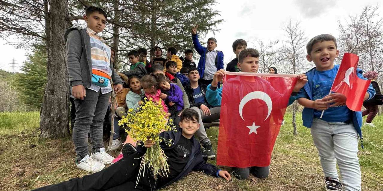 Elazığ’da Depremzede Çocuklara Doğal Terapi