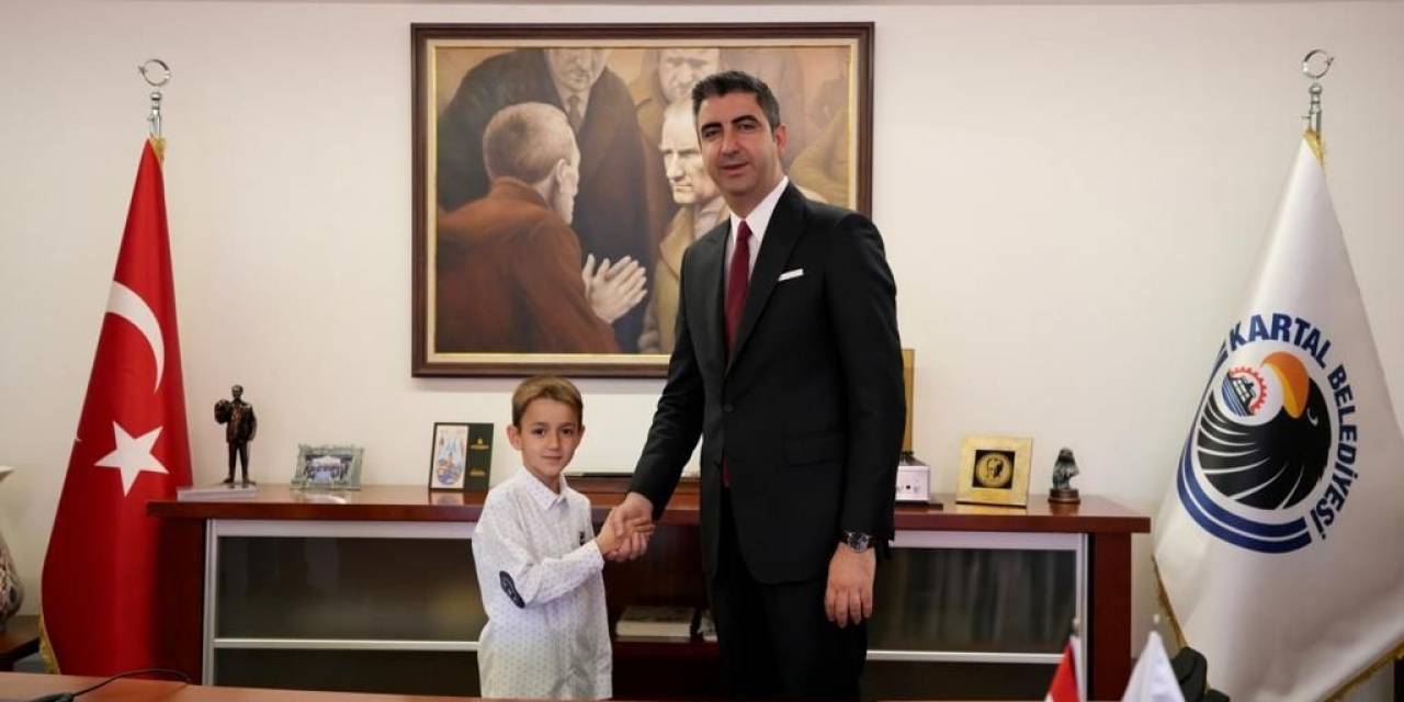 Kartallı Çocuklar "23 Nisan" Coşkusunu Doyasıya Yaşadı