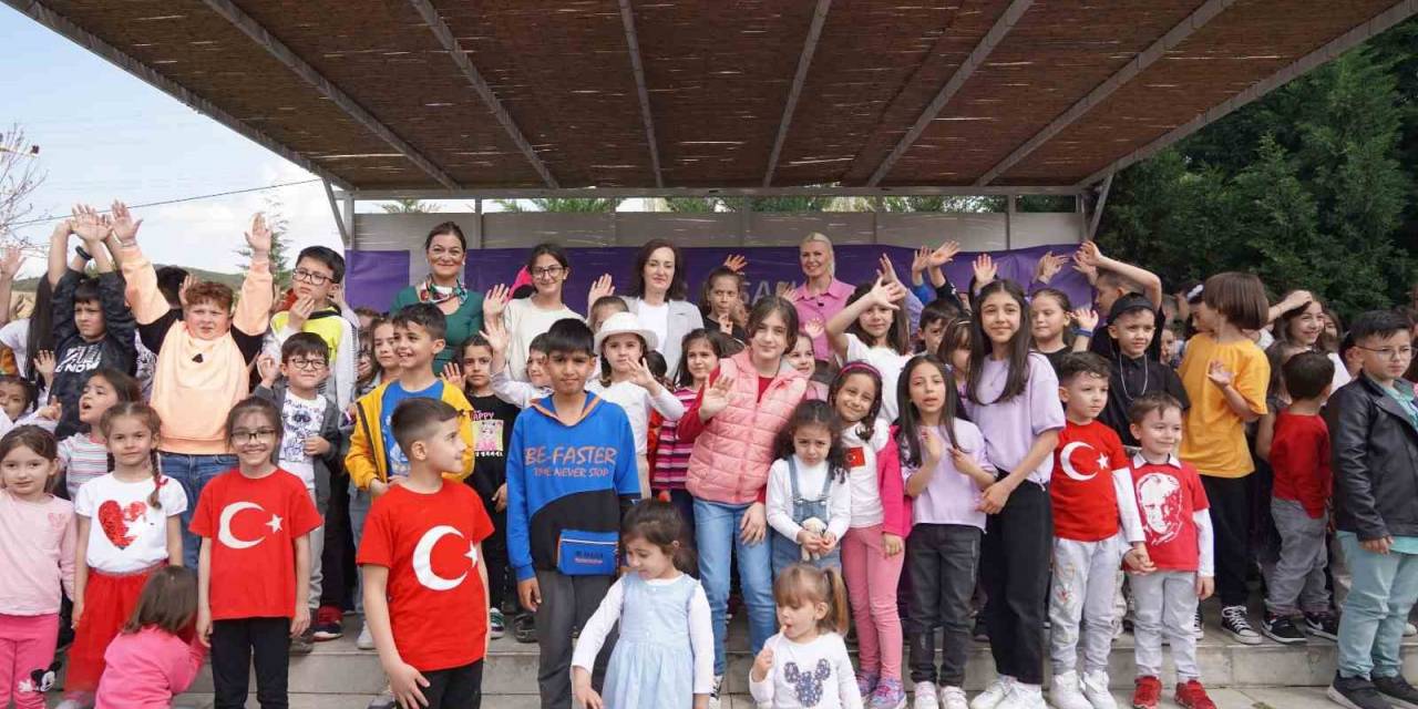 Bilecik’te Binlerce Çocuk "23 Nisan" Coşkusunu Birlikte Yaşadı
