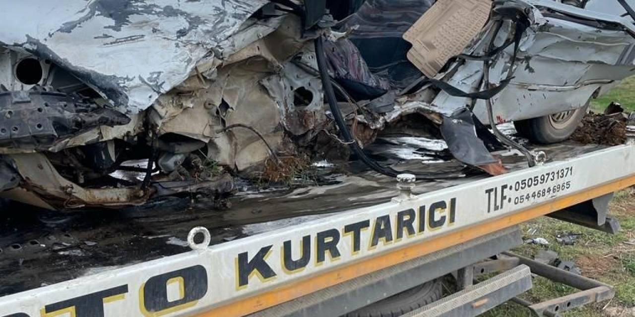 Tufanbeyli’de Trafik Kazası: 1 Ölü, 4 Yaralı