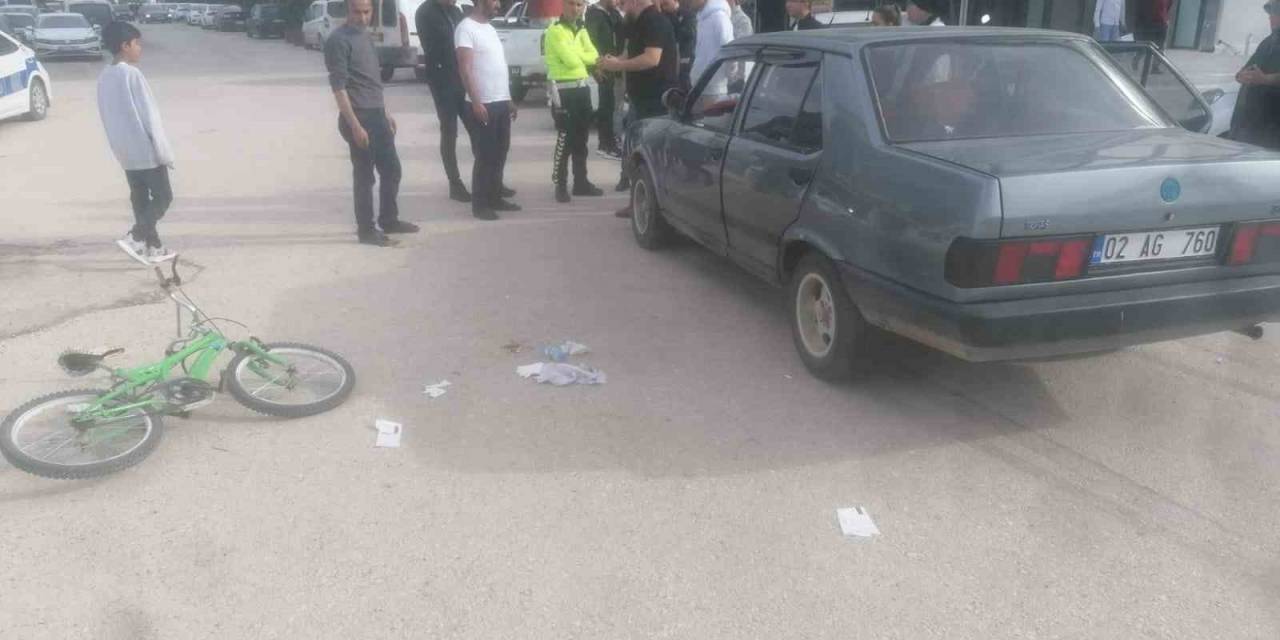 Bisiklet İle Otomobil Çarpıştı: 1 Yaralı