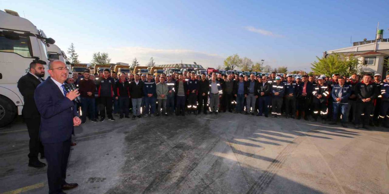 Başkan Kavuş: “bir Ekip Ruhuyla Hizmet Etme Hedefindeyiz”