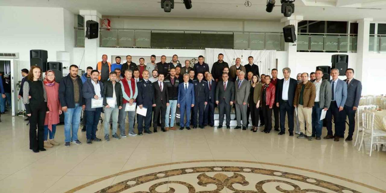 Başkan Akkaya Belediye Personeliyle Bayramlaştı