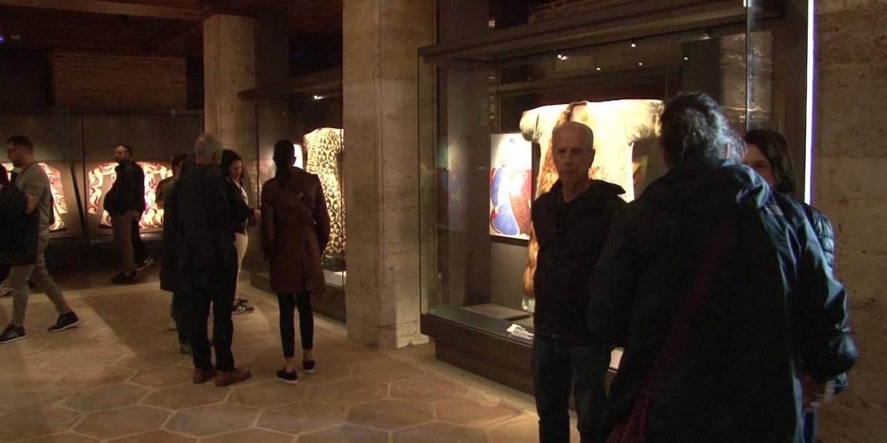 Topkapı Sarayının 5 Bölümü Ziyaretçilere Açıldı