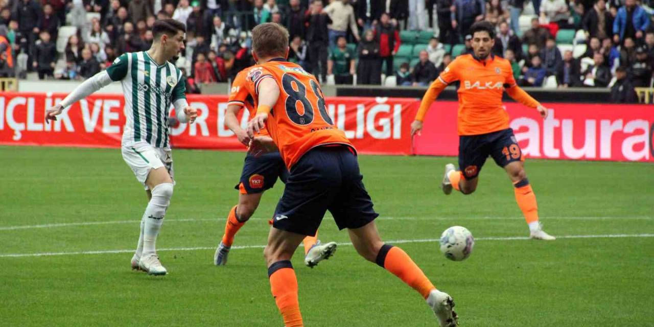 Spor Toto Süper Lig: Giresunspor: 2 - M. Başakşehir: 4 (maç Sonucu)