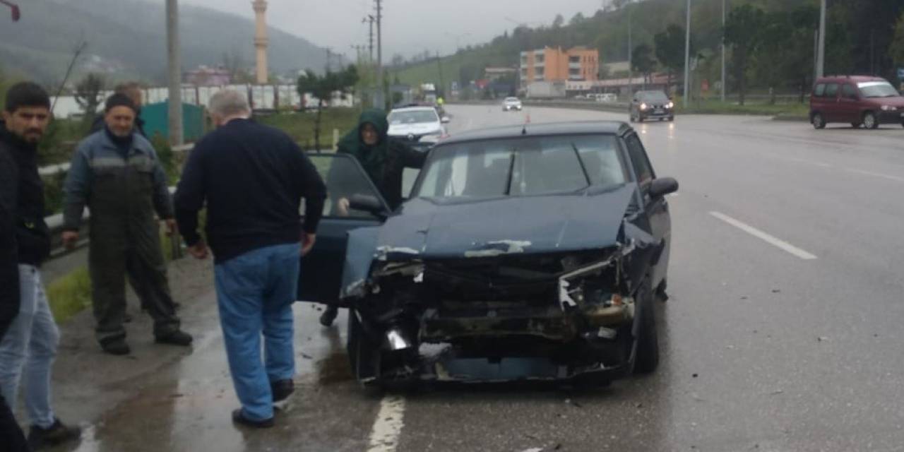 Samsun’da Trafik Kazası: 3 Yaralı