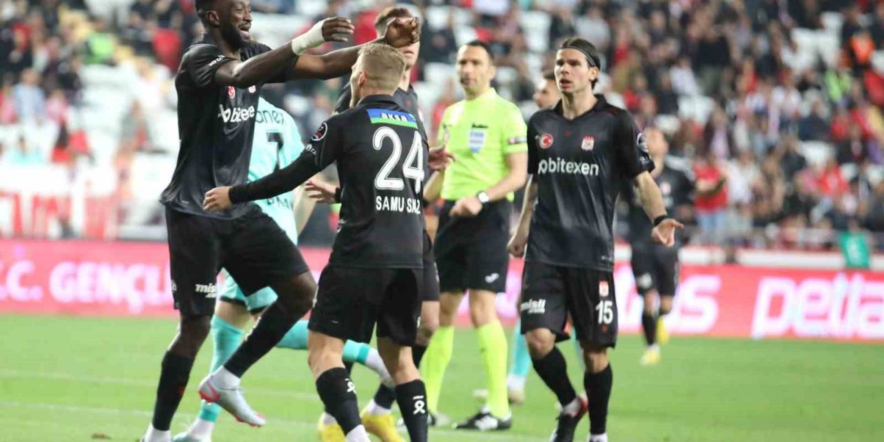 Sivasspor’da Mustapha Yatabare 8 Hafta Sonra Golle Tanıştı